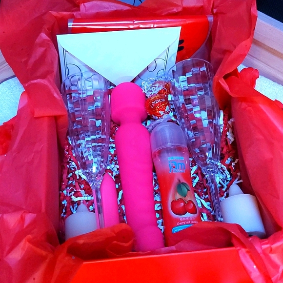 Romance for 2💖 Date Night 🥰 - Picture 1 of 6